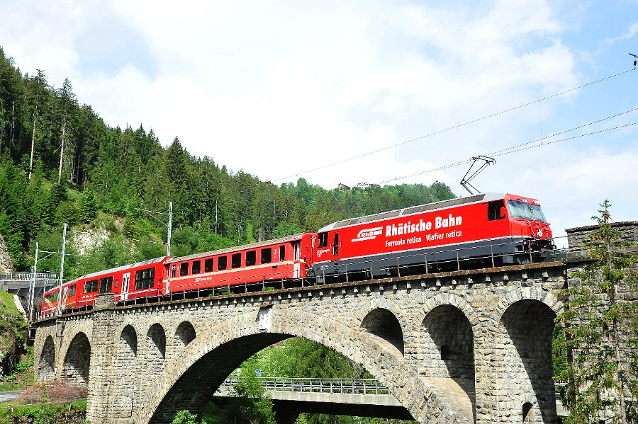 RhB Glacier Express, Allegra Triebwagen und andere (18)